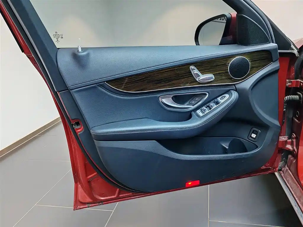 Mercedes-Benz C-Class 2015 — фото 12