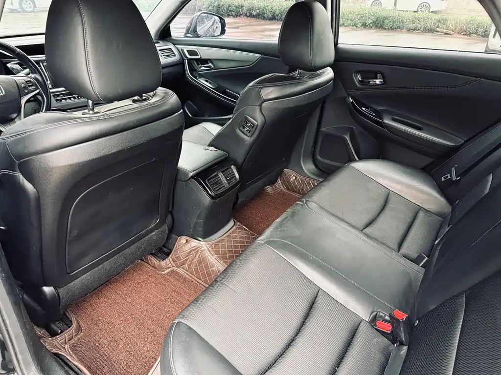 Honda Spirior 2018 — фото 20