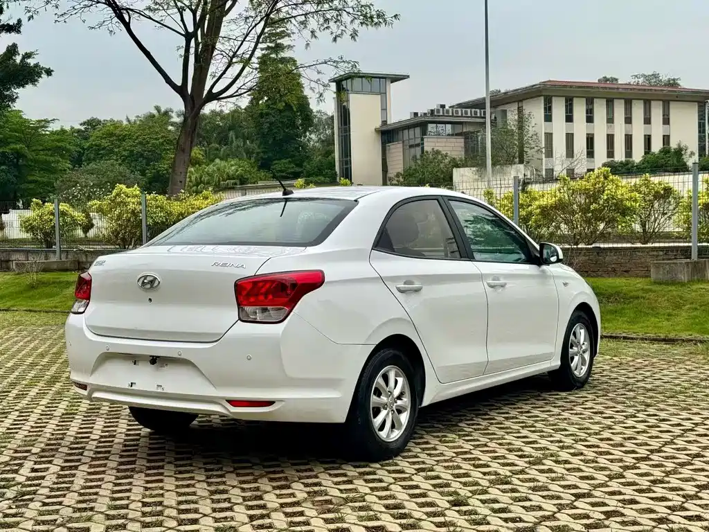 Hyundai Verna 2018