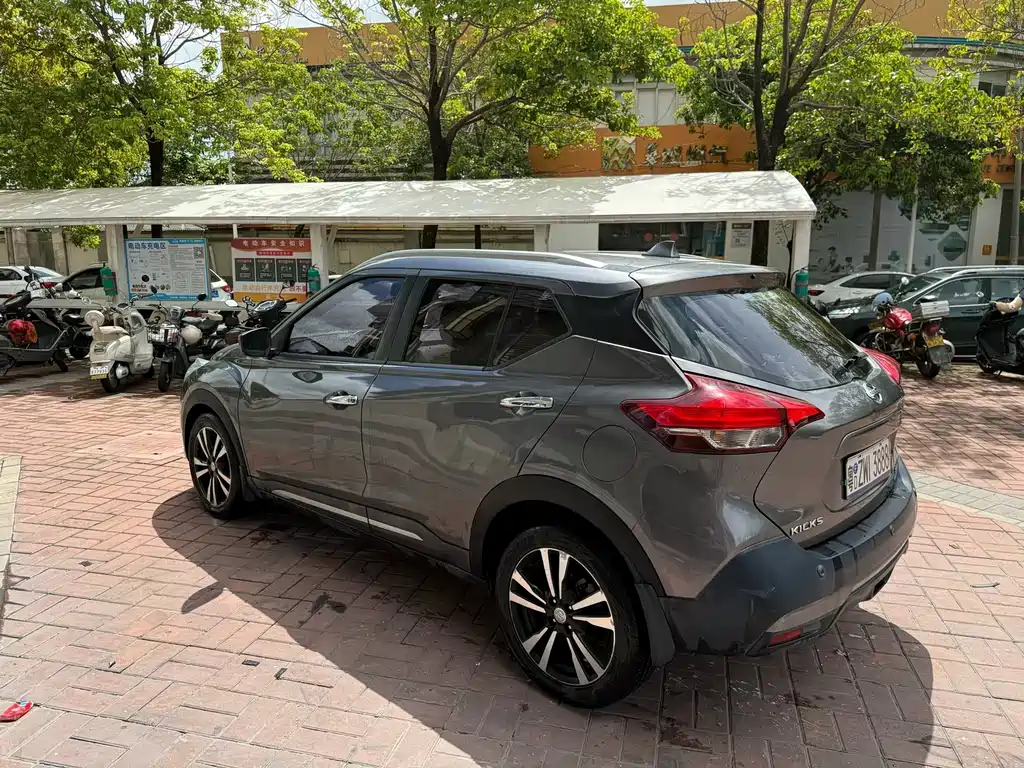 Nissan Kicks 2017 — фото 9