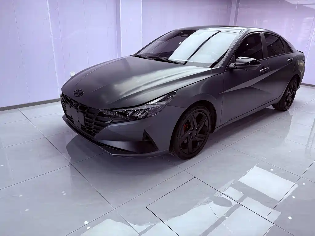Hyundai Elantra 2022