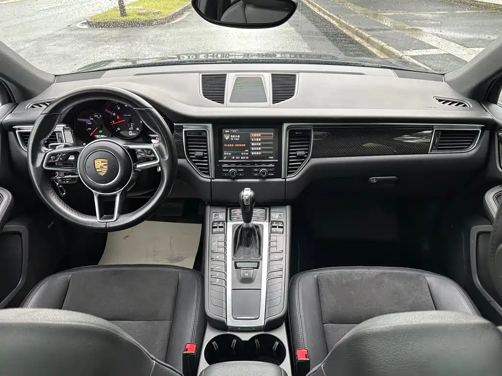 Porsche Macan 2015 — фото 21