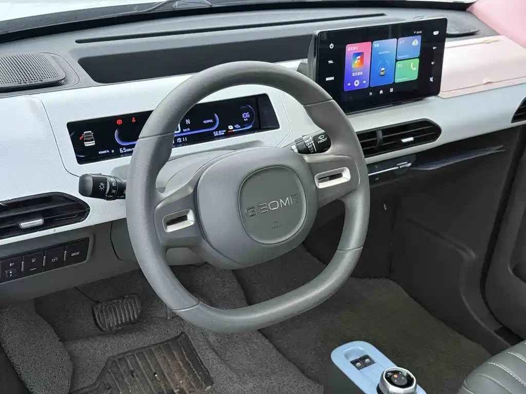 Geely Galaxy Panda 2024