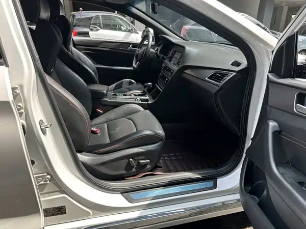 Hyundai Sonata 2015