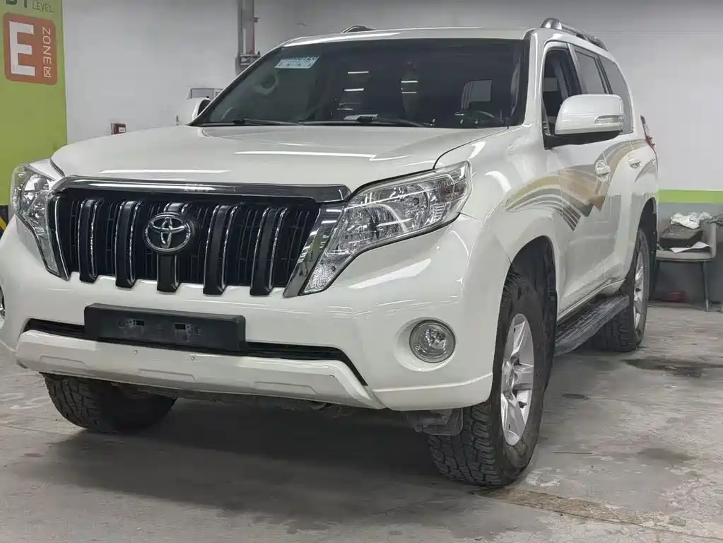 Toyota Prado 2016