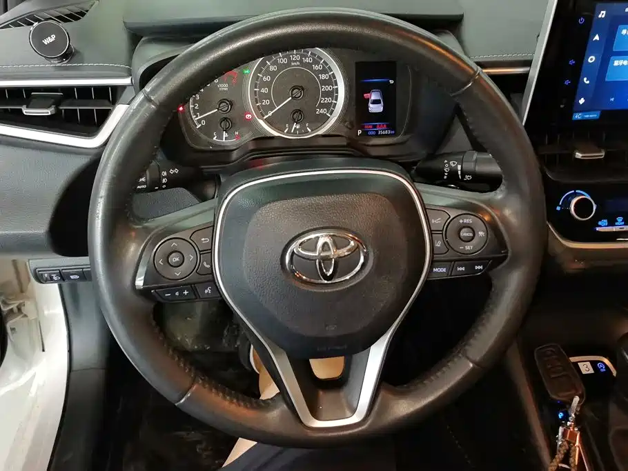 Toyota Corolla 2021 — фото 15