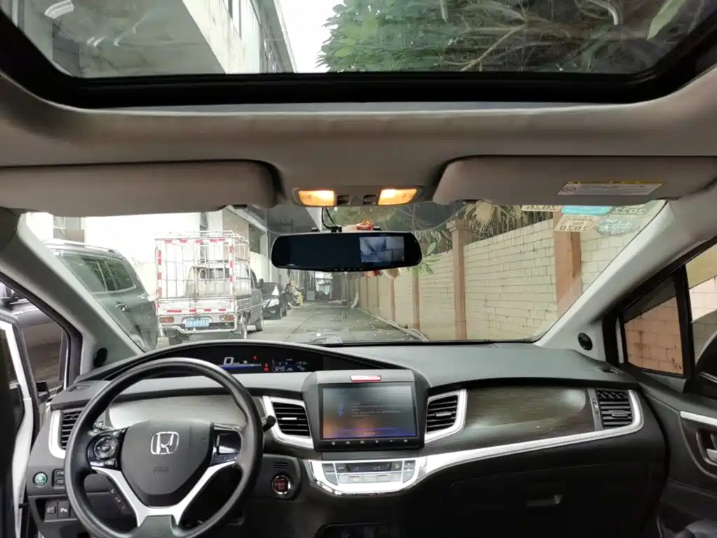Honda Jade 2016 — фото 18