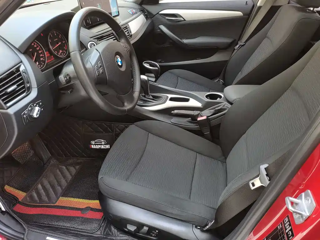 BMW X1 2014 — фото 17
