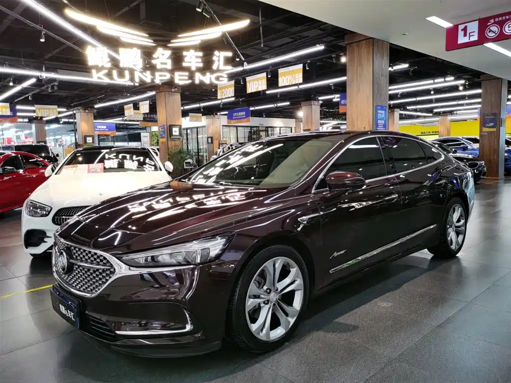 Buick LaCrosse 2021 — фото 1