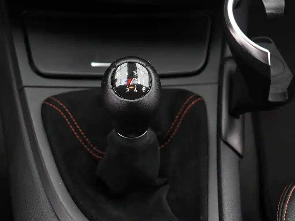 BMW 1 Series M 2012 — фото 17