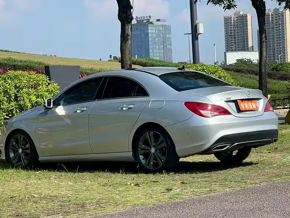 Mercedes-Benz CLA 2016