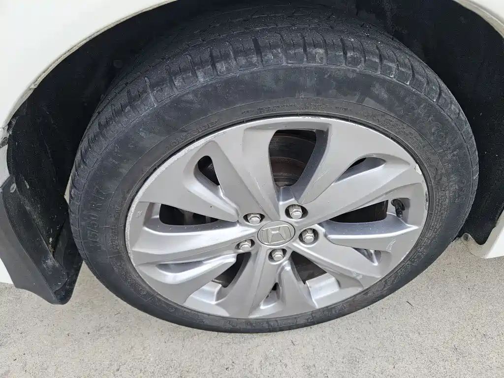 Honda Jade 2017 — фото 15