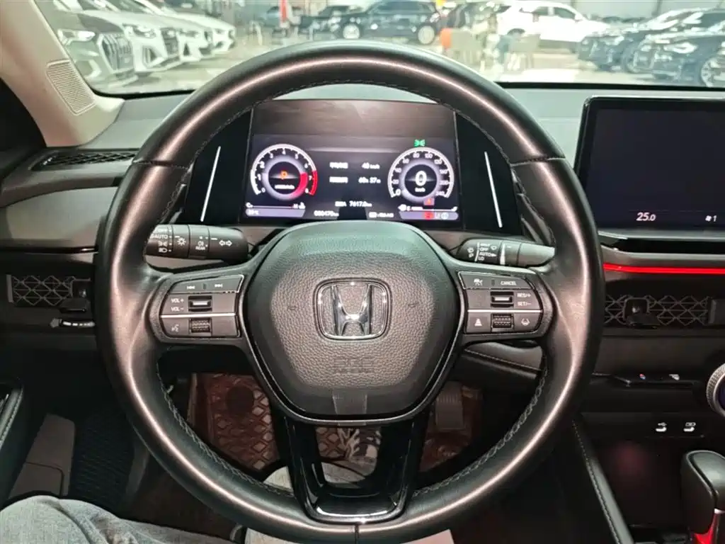 Honda Accord 2024 — фото 11