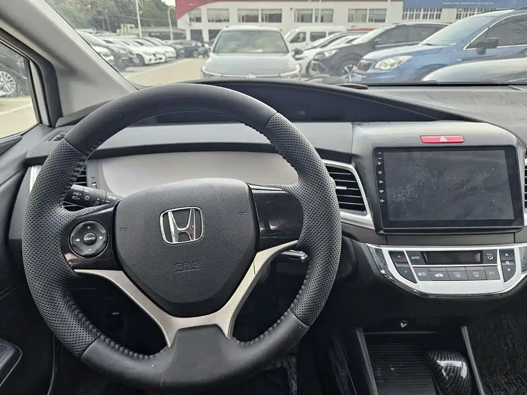 Honda Jade 2017 — фото 8