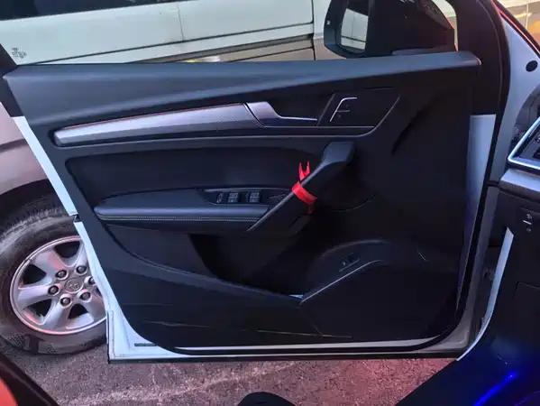 Audi Q5L 2024