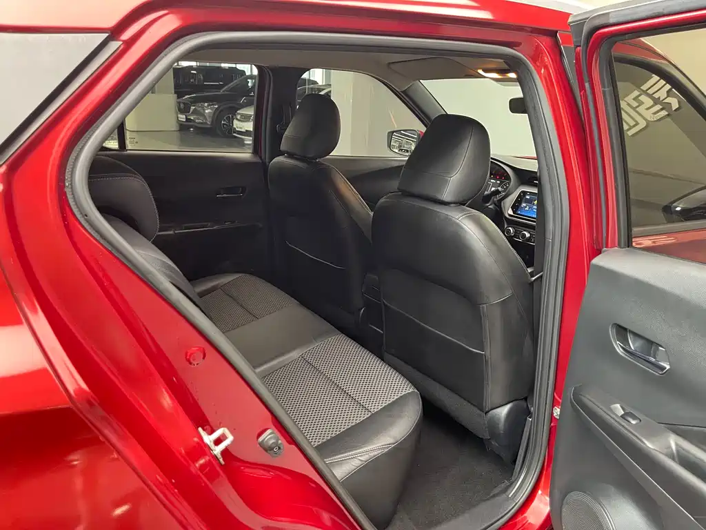 Nissan Kicks 2018 — фото 12