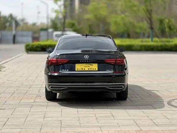 Volkswagen Passat 2021