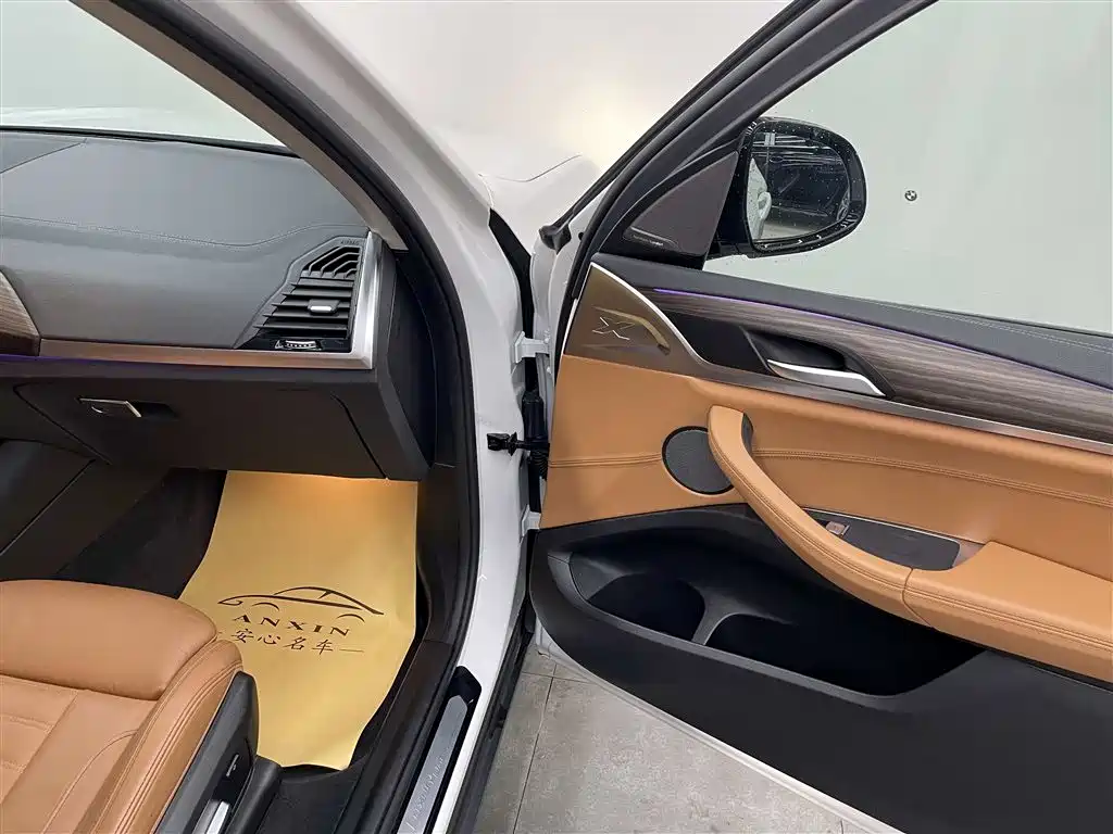 BMW X3 2019 — фото 12