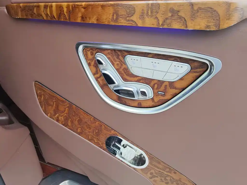 Mercedes-Benz Vito 2019 — фото 19