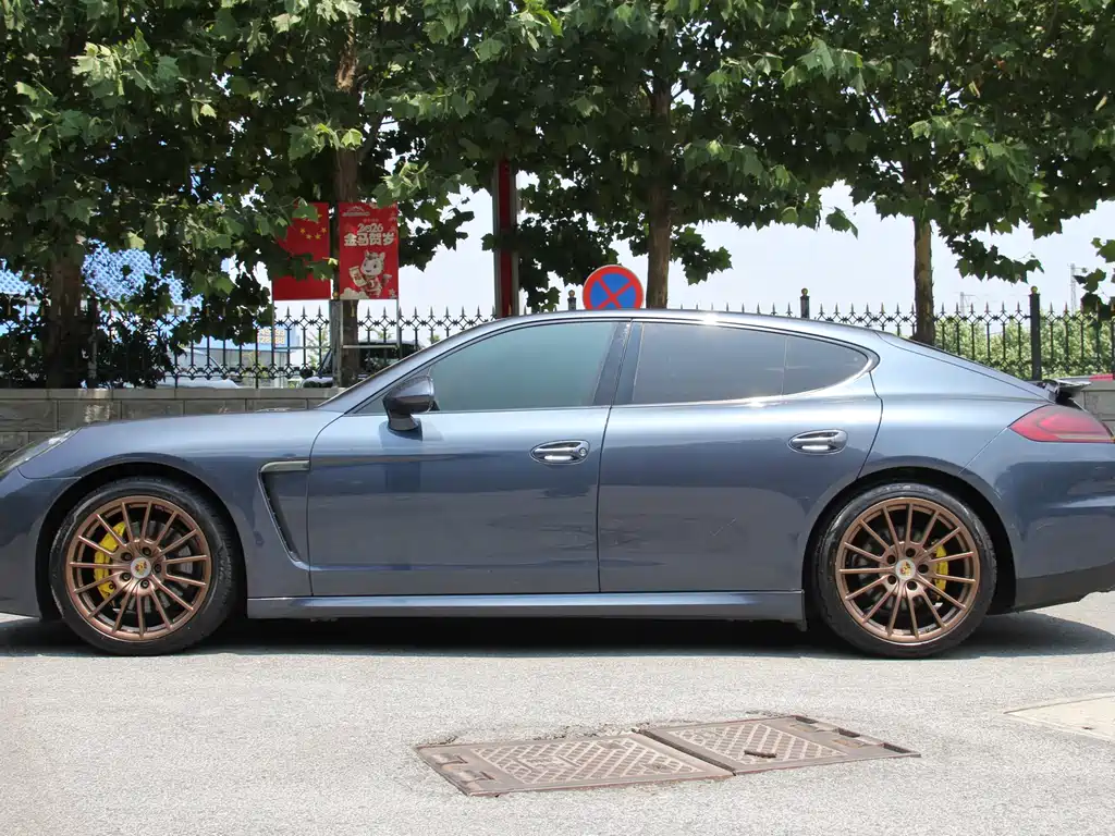 Porsche Panamera 2015