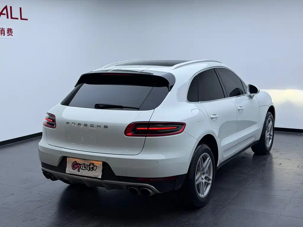 Porsche Macan 2016 — фото 7