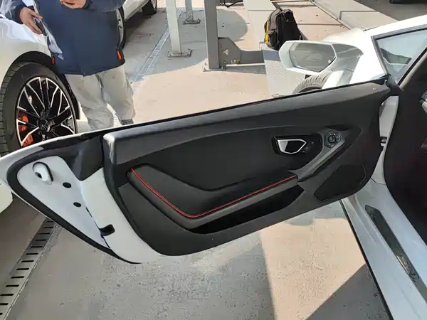 Lamborghini Huracan 2021