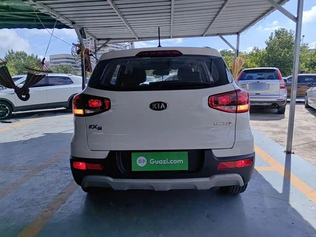 Kia KX3 2017 — фото 6