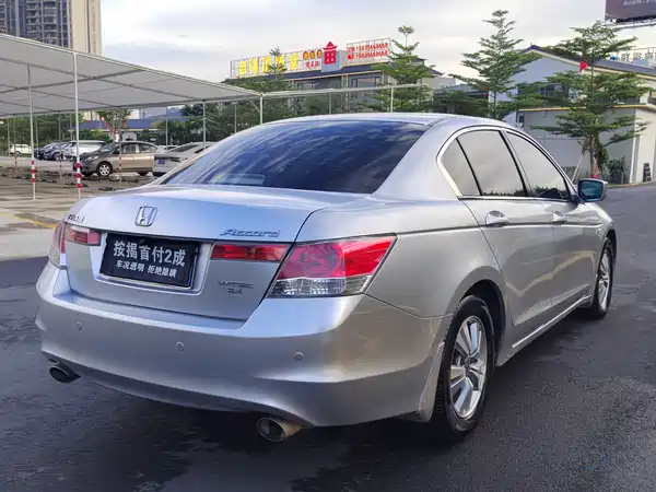 Honda Accord 2010