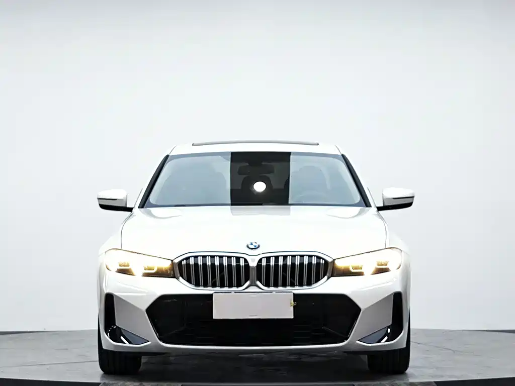 BMW 3 Series 2023