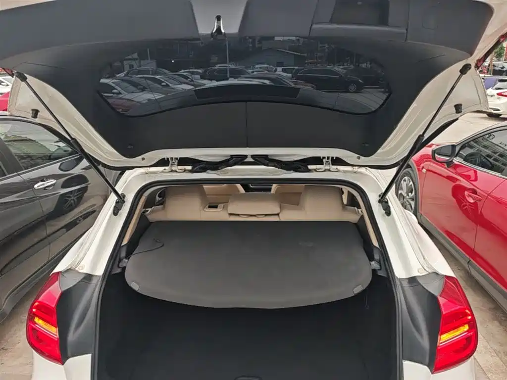 Mercedes-Benz GLA 2016 — фото 19