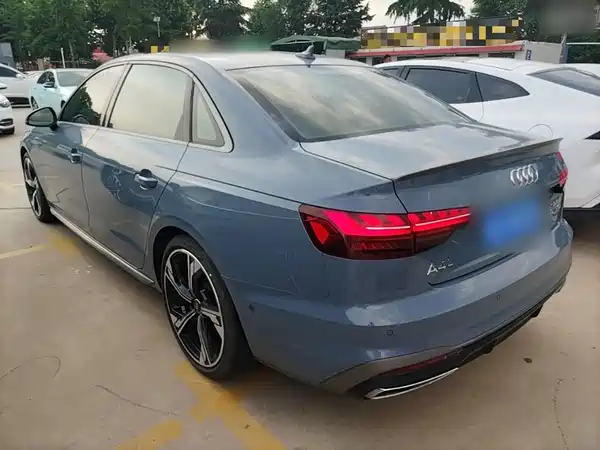 Audi A4L 2022