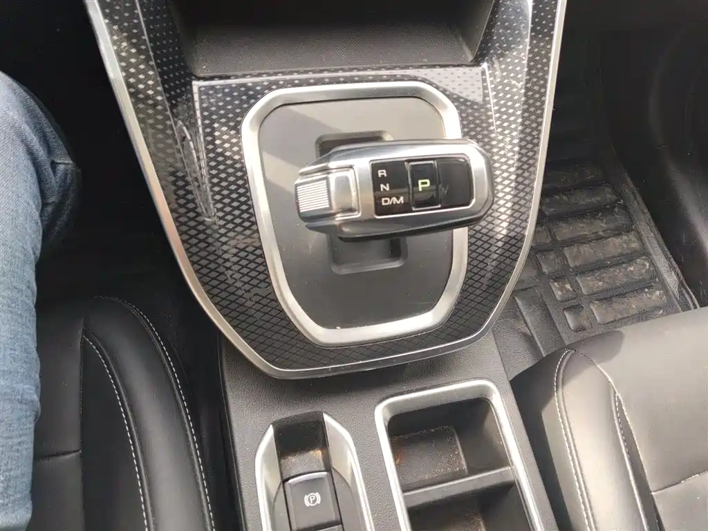 Haval M6 2021 — фото 10