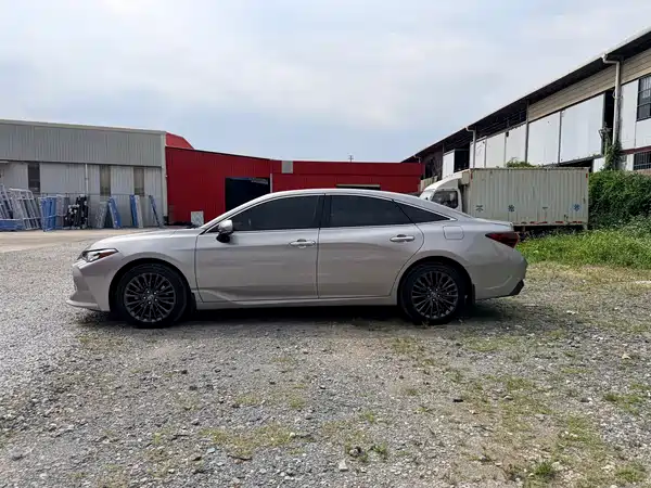 Toyota Avalon 2019
