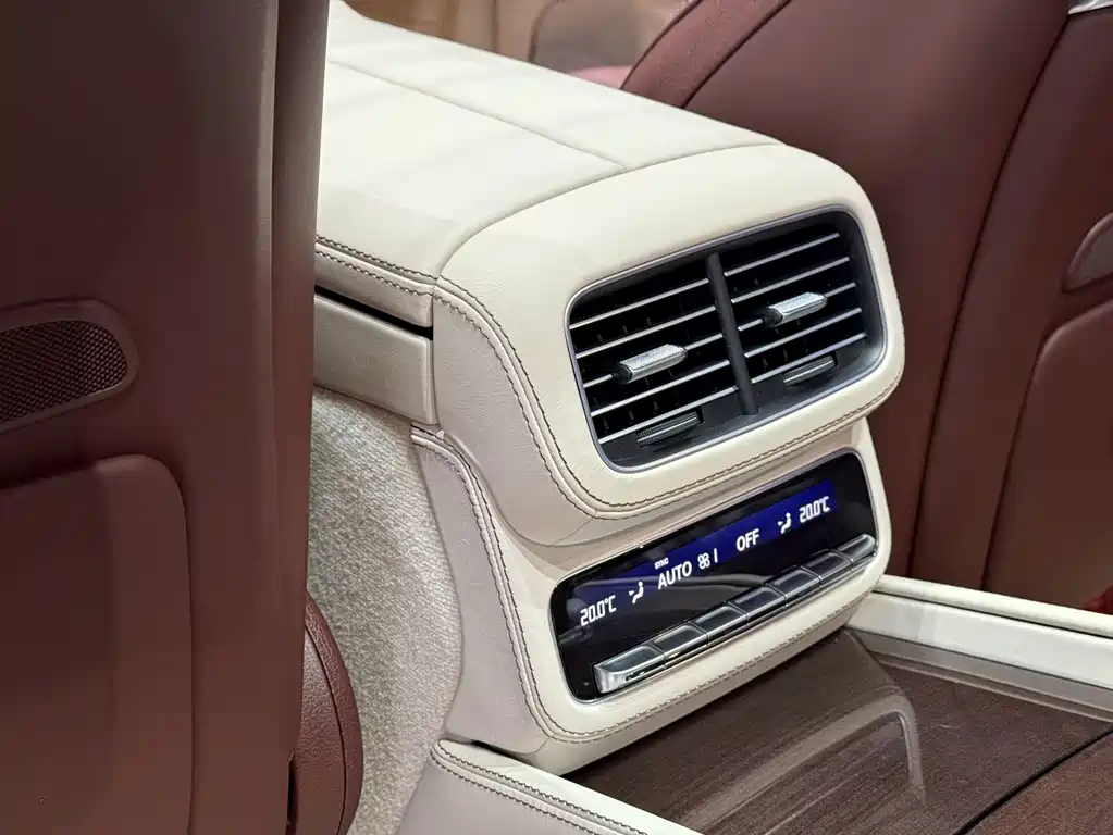 Mercedes-Benz GLS 2021 — фото 32