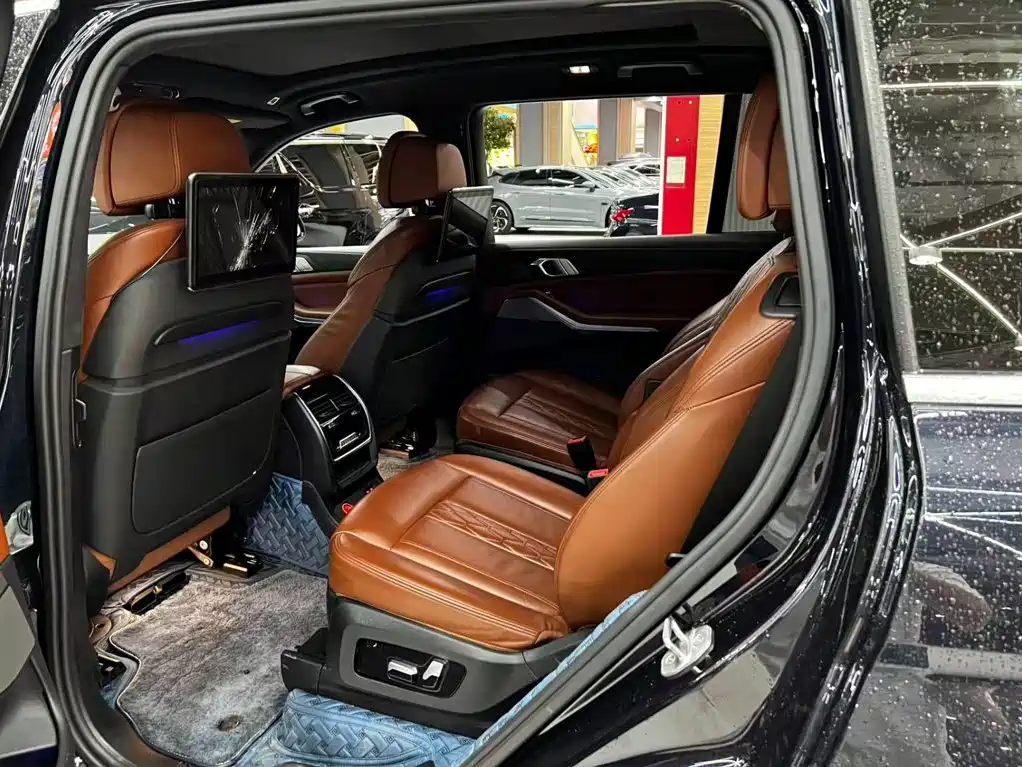 BMW X7 2020 — фото 6