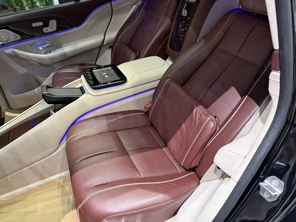 Mercedes-Benz GLS 2021 — фото 30