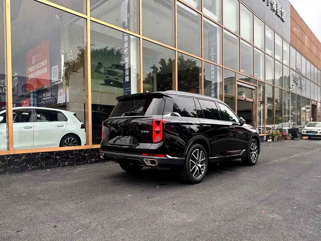 GAC Motor Trumpchi GS8 2025 — фото 17
