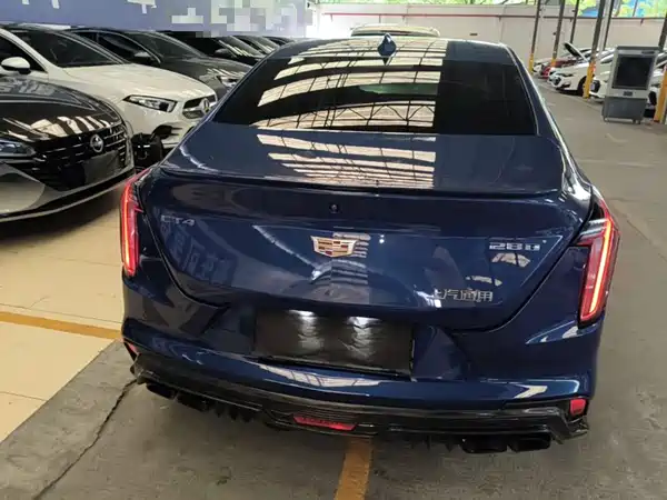 Cadillac CT4 2020