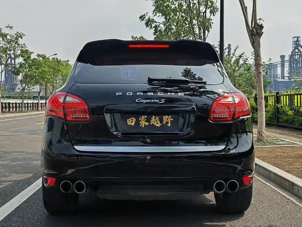 Porsche Cayenne 2012