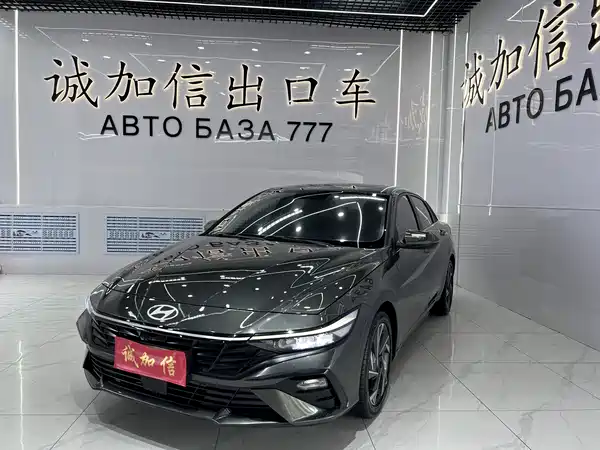 Hyundai Elantra 2024