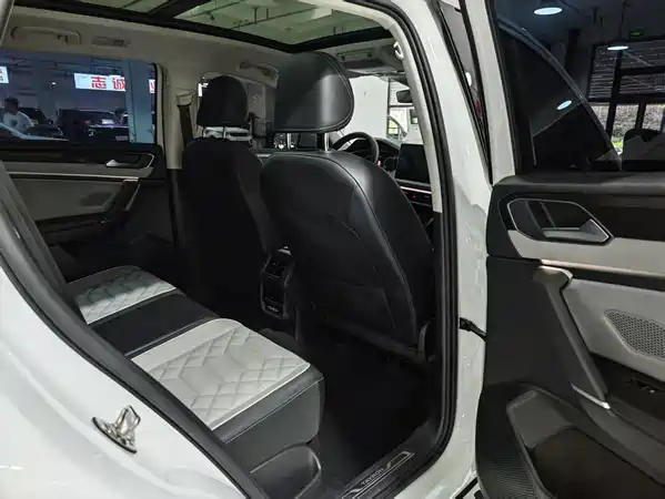 Volkswagen Tayron 2023