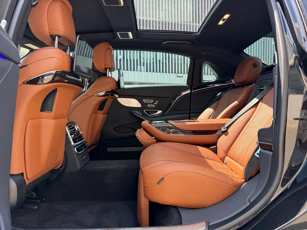 Mercedes-Benz Maybach S-Class 2020 — фото 10