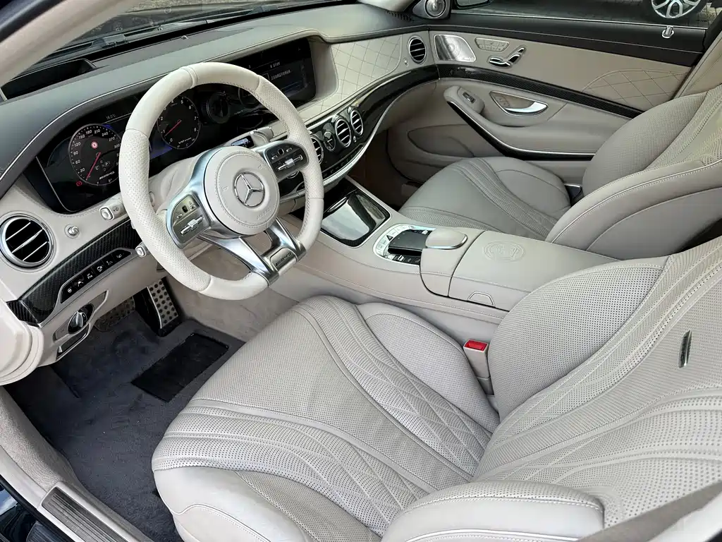 Mercedes-Benz S-Class AMG 2017 — фото 18