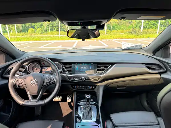 Buick Regal 2019