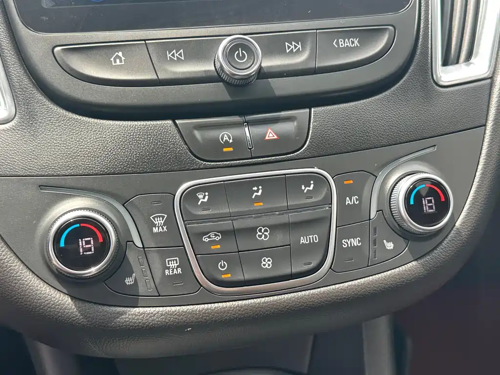 Chevrolet Malibu XL 2020 — фото 17