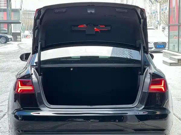 Audi A6L 2016