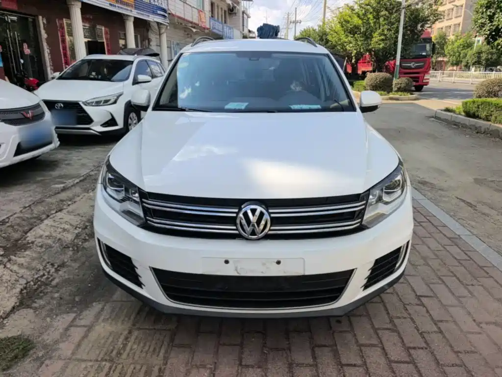 Volkswagen Tiguan 2015 — фото 3