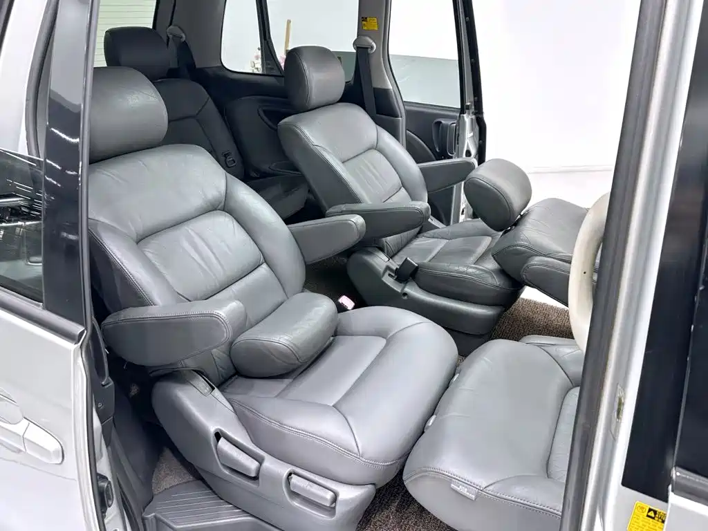 Toyota Previa 2005 — фото 10