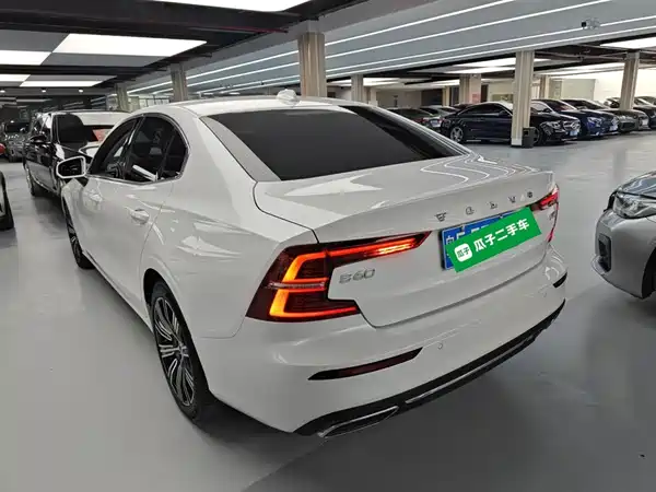 Volvo S60 2020