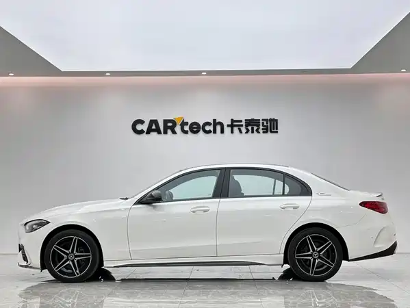 Mercedes-Benz C-Class 2023